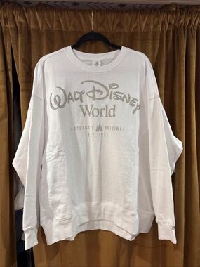 Walt Disney World Logo White Bedazzled Crewneck Sweatshirt Size Medium NWT